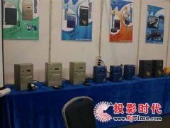 商用幕市場新動(dòng)態(tài) 教育設(shè)備技術(shù)革新與應(yīng)用趨勢